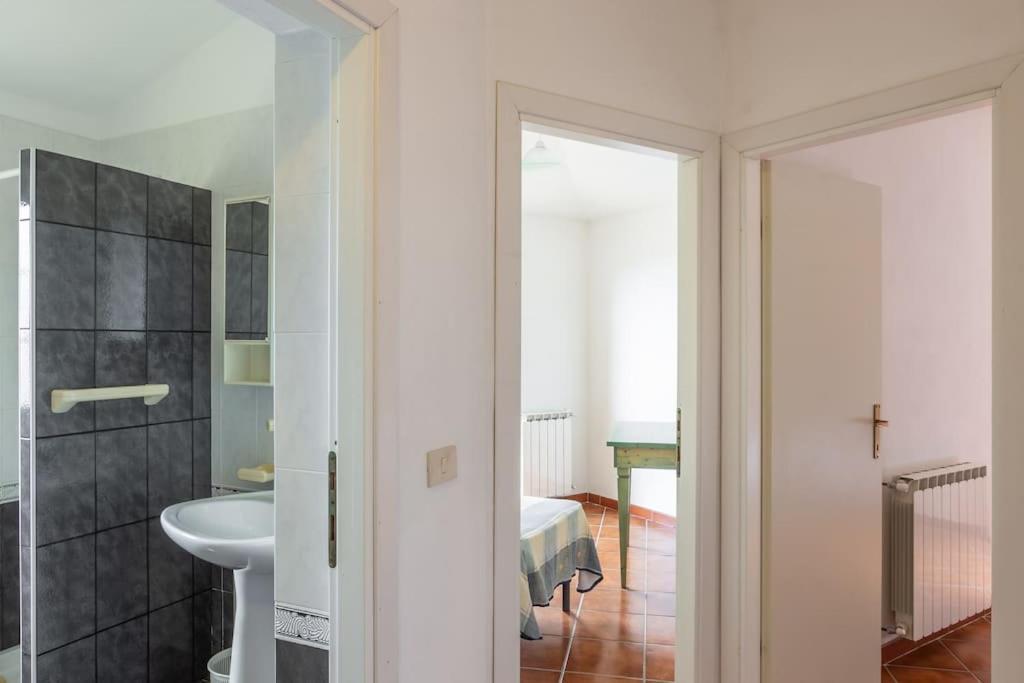 Villa Vacanze Bosa Magomadas Exteriör bild