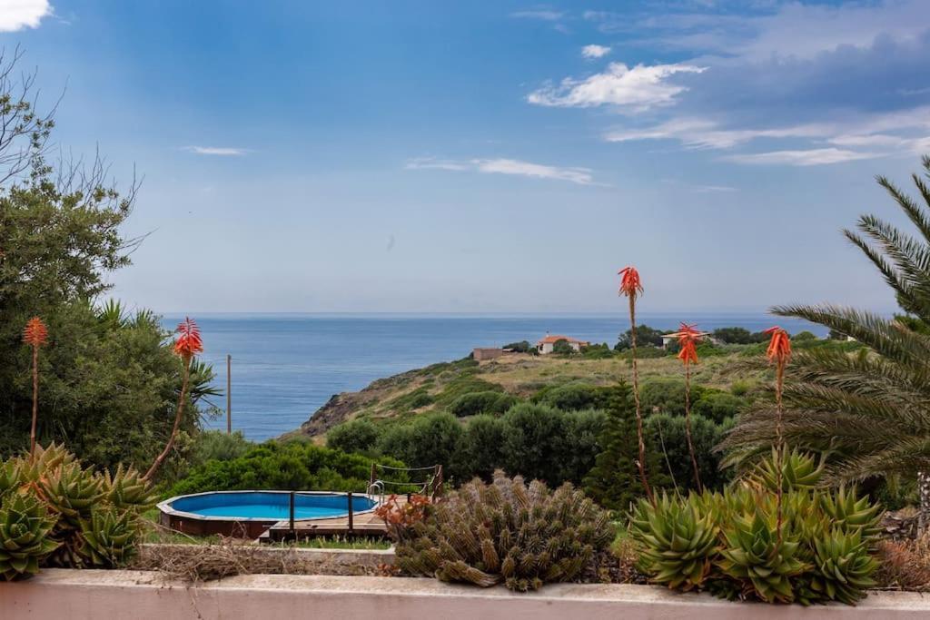 Villa Vacanze Bosa Magomadas Exteriör bild