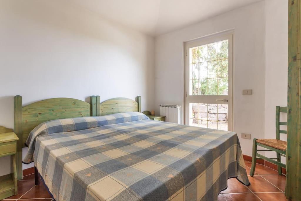 Villa Vacanze Bosa Magomadas Exteriör bild
